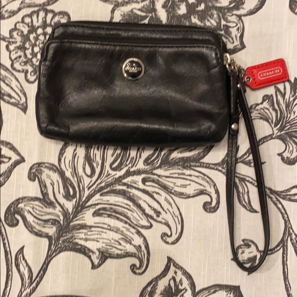 Coach Black Leather Double Zip wristlet/wallet